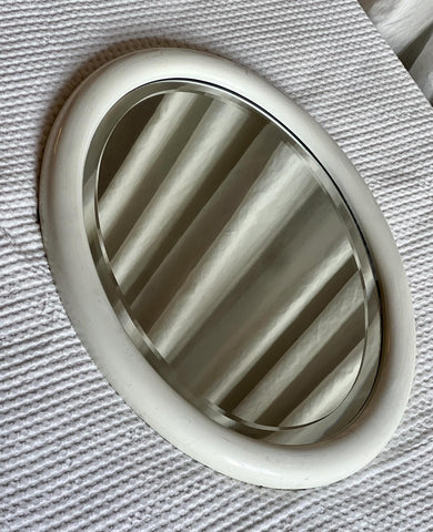 OVAL WHITE COATED METAL FRAMED MIRROR